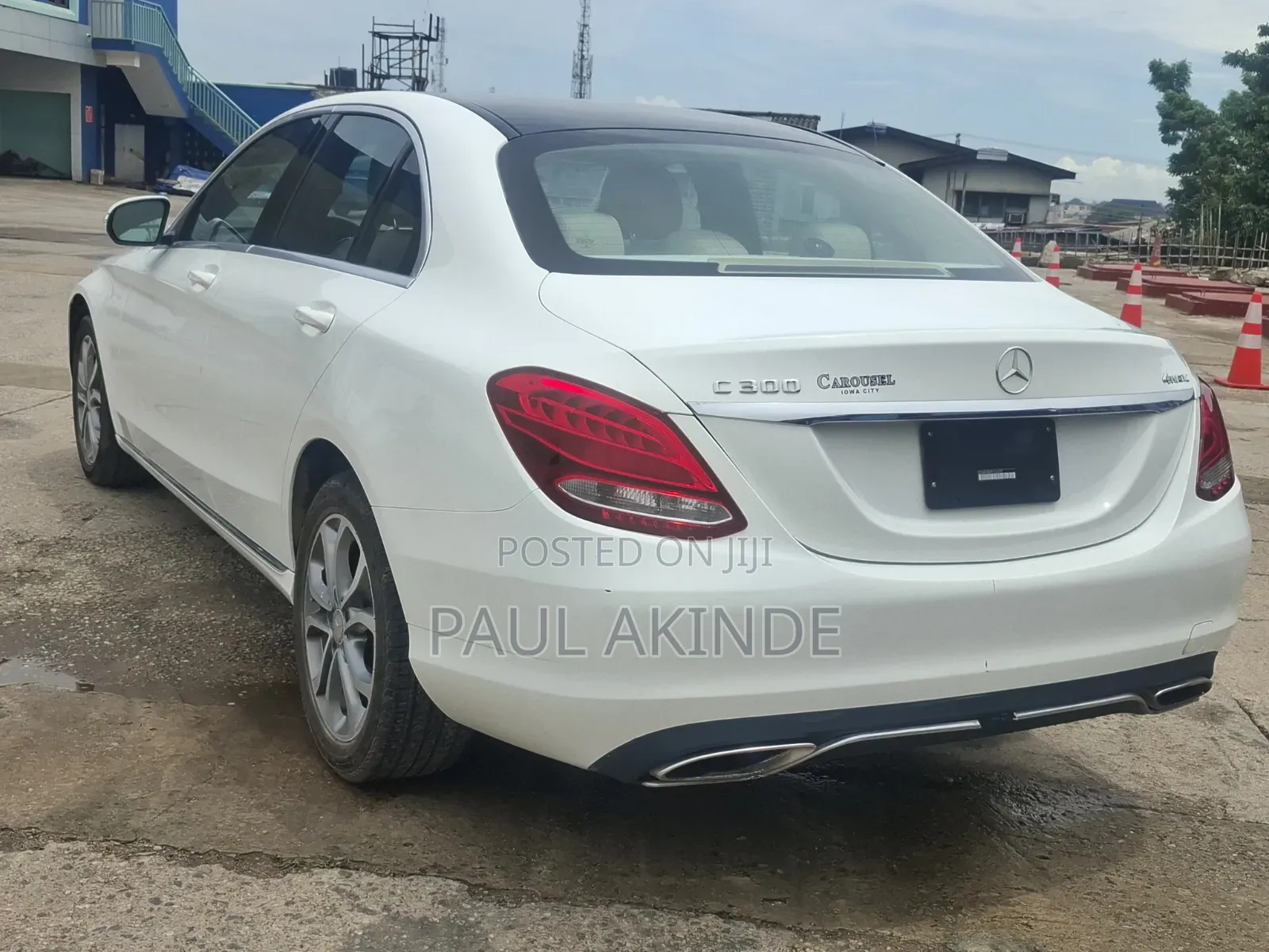 Mercedes-Benz C300 Luxury 4dr AWD 4Matic Sedan (2.0L 4cyl 7A) 2015