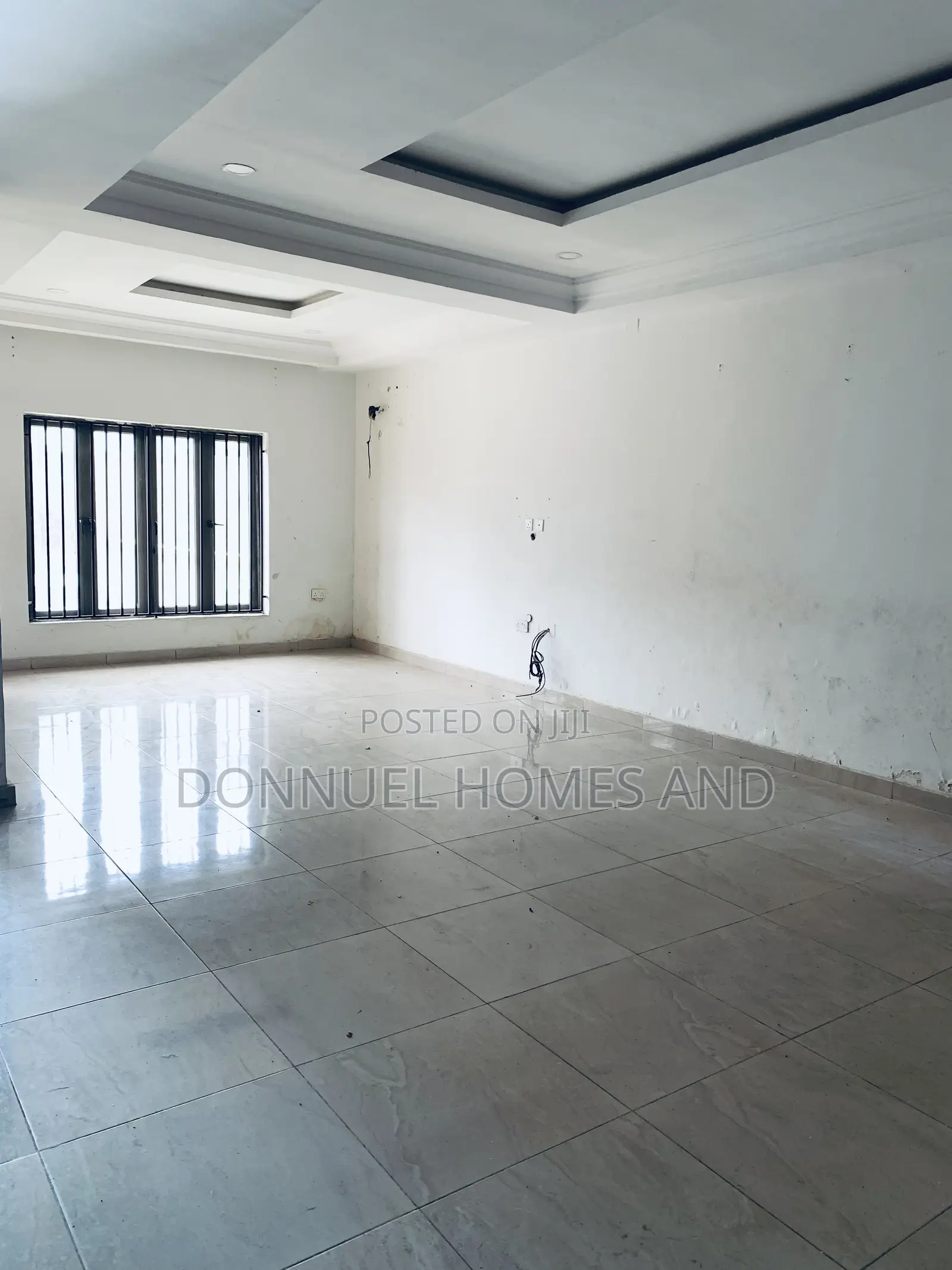 4bdrm Townhouse / Terrace in Ikota for rent