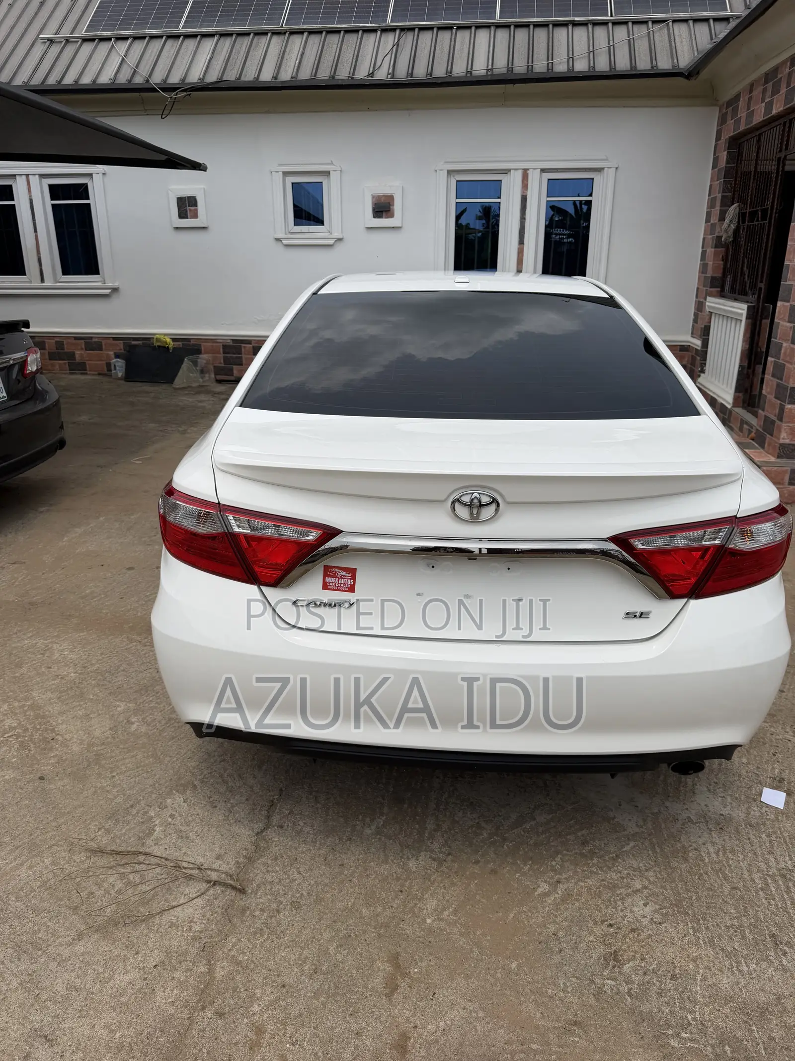 Toyota Camry SE 4dr Sedan (2.5L 4cyl 6A) 2016 White