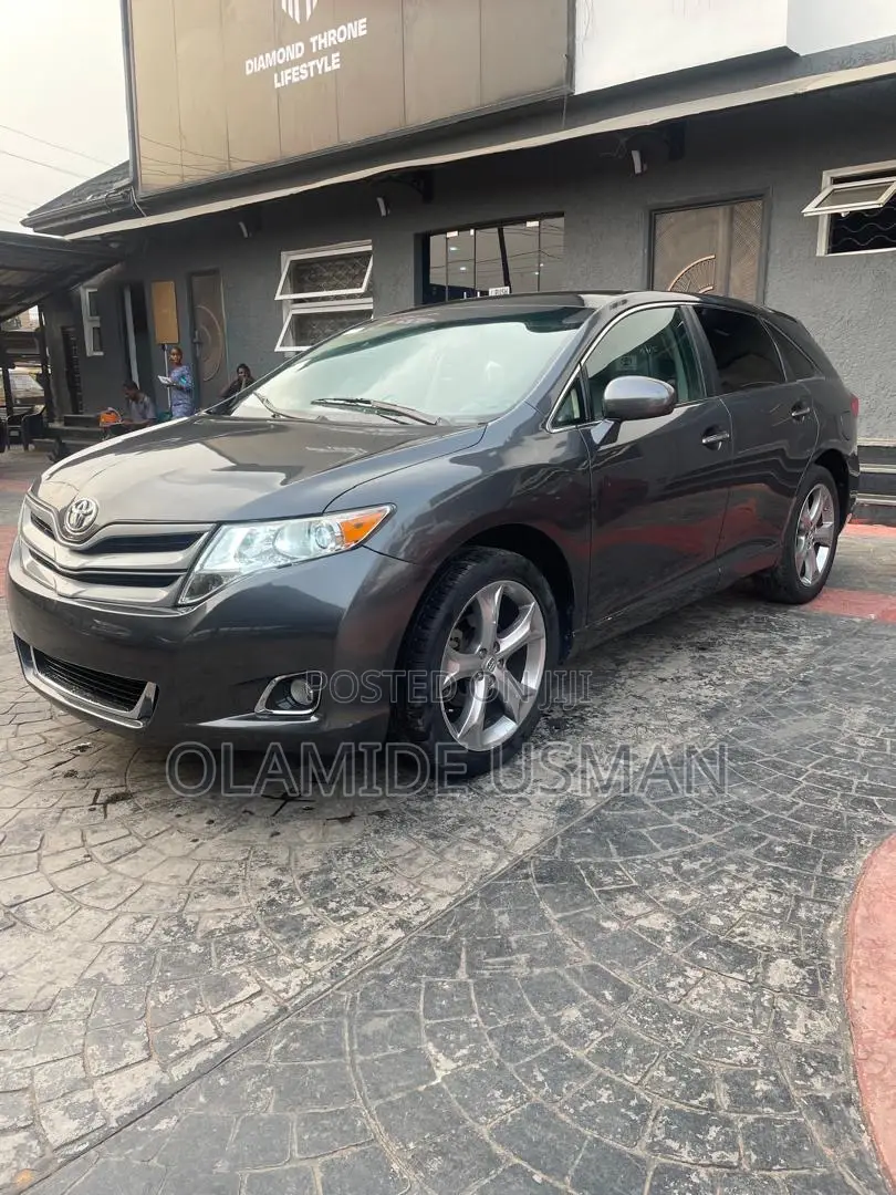 Toyota Venza Limited 2011 Gray