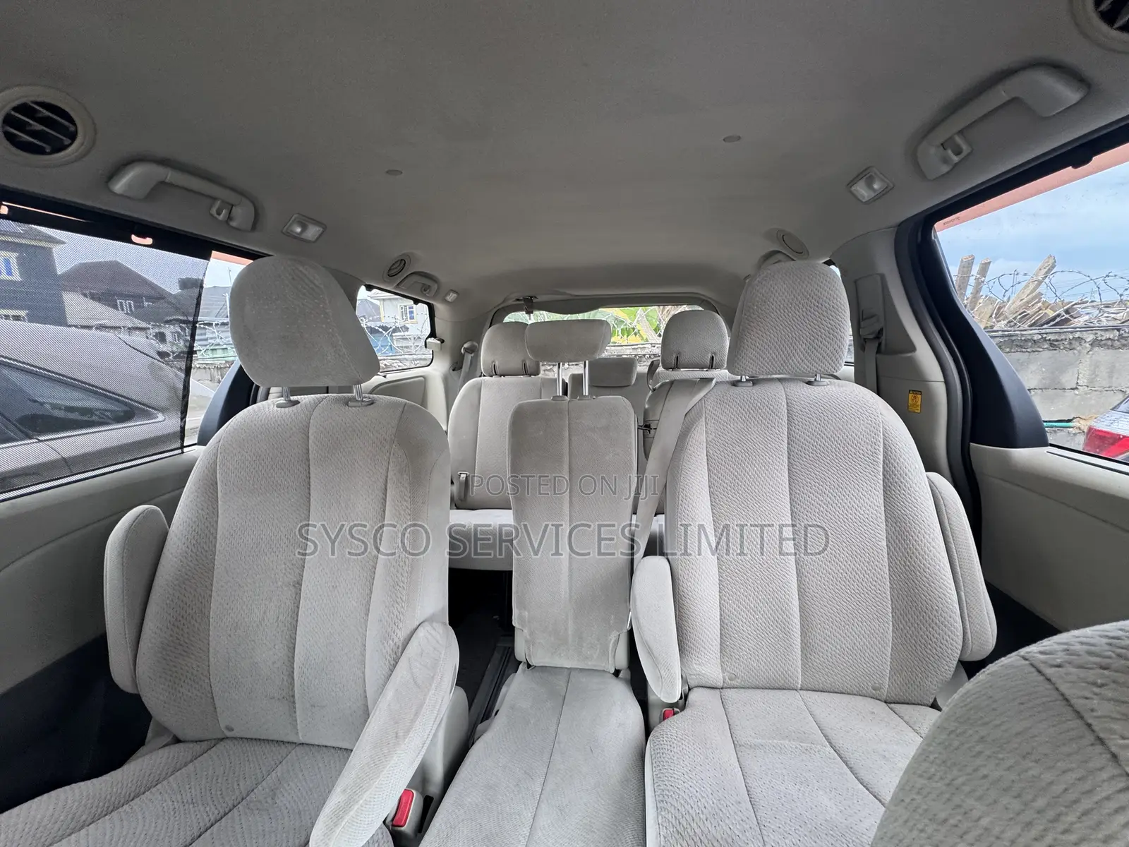 Toyota Sienna 2011 Green