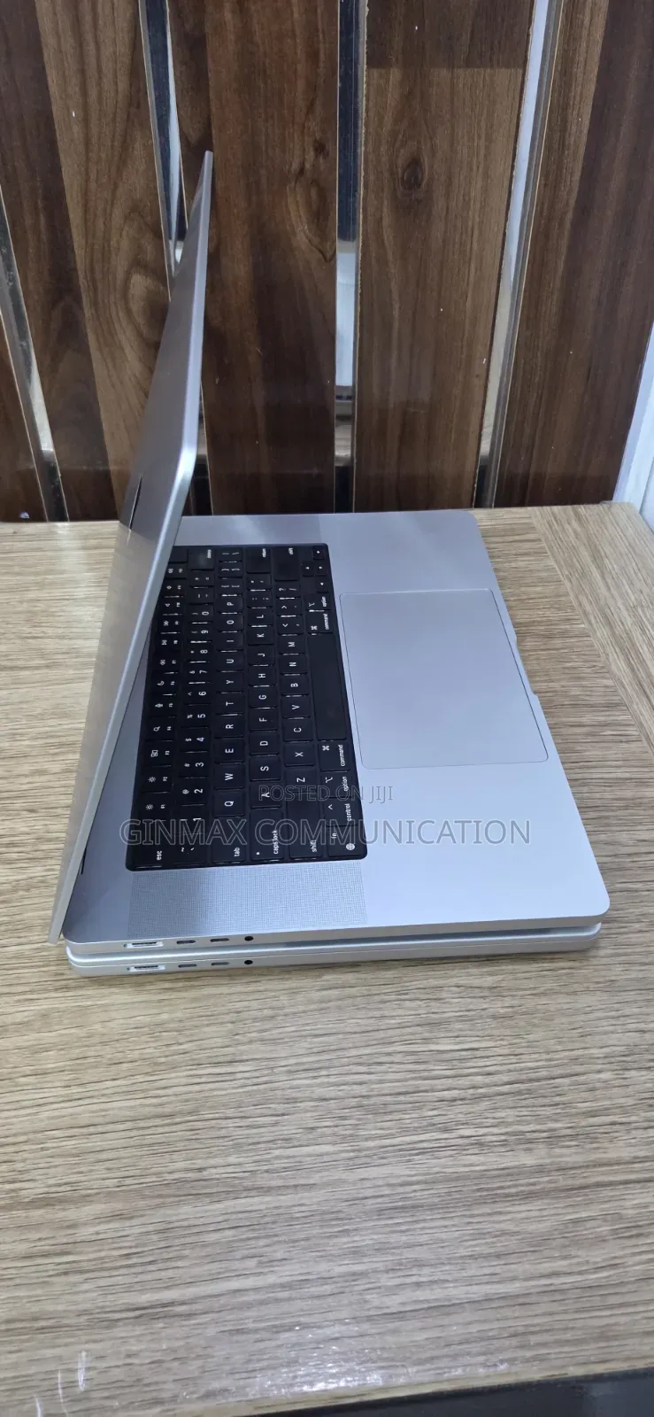 Laptop Apple MacBook Pro 2023 M3 Pro 18GB Apple M3 Pro SSD 512GB