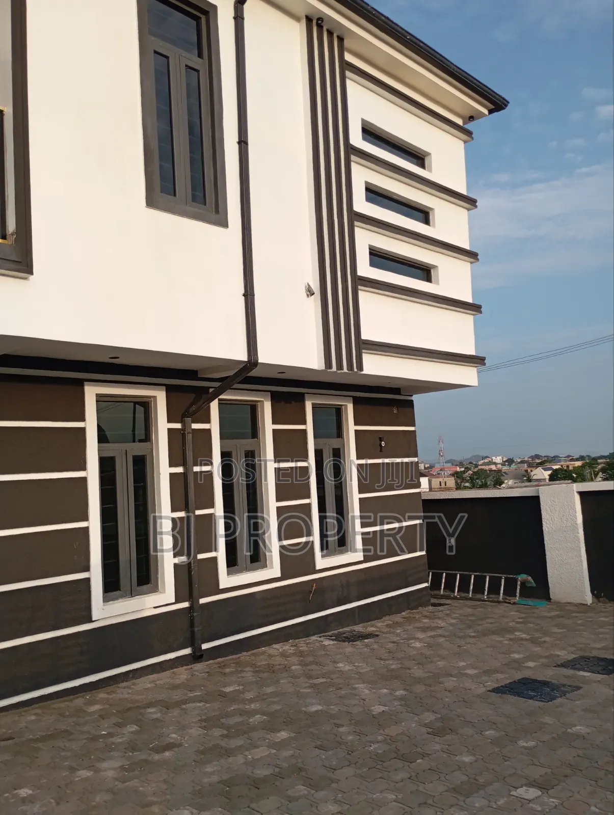 4bdrm Duplex in F14, Kubwa for sale