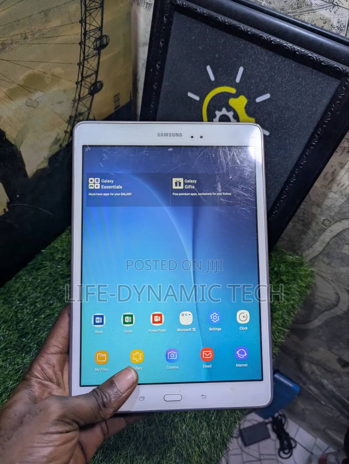 Samsung Galaxy Tab A 10.1 (2016) 32 GB White