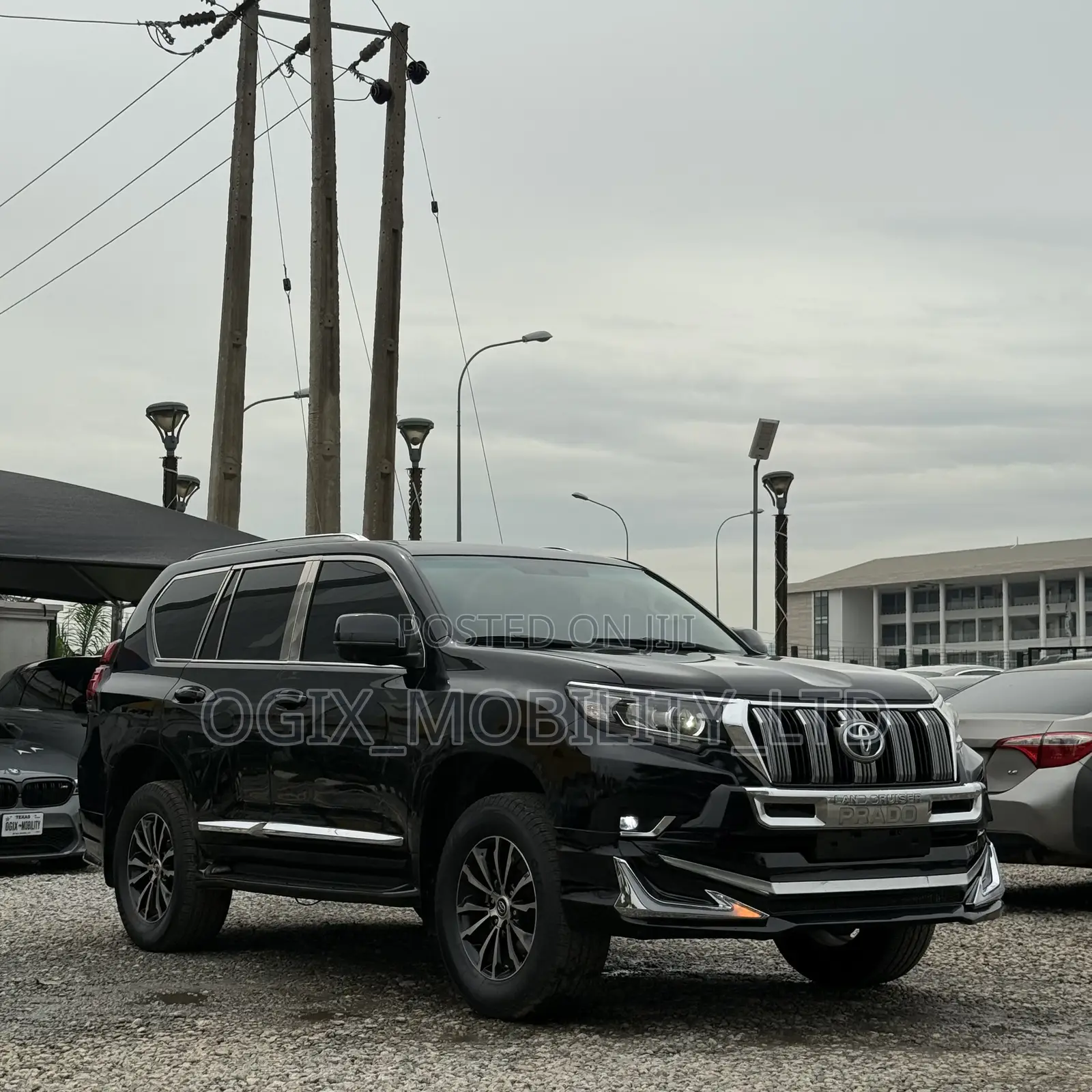 Toyota Land Cruiser Prado 2016 Black