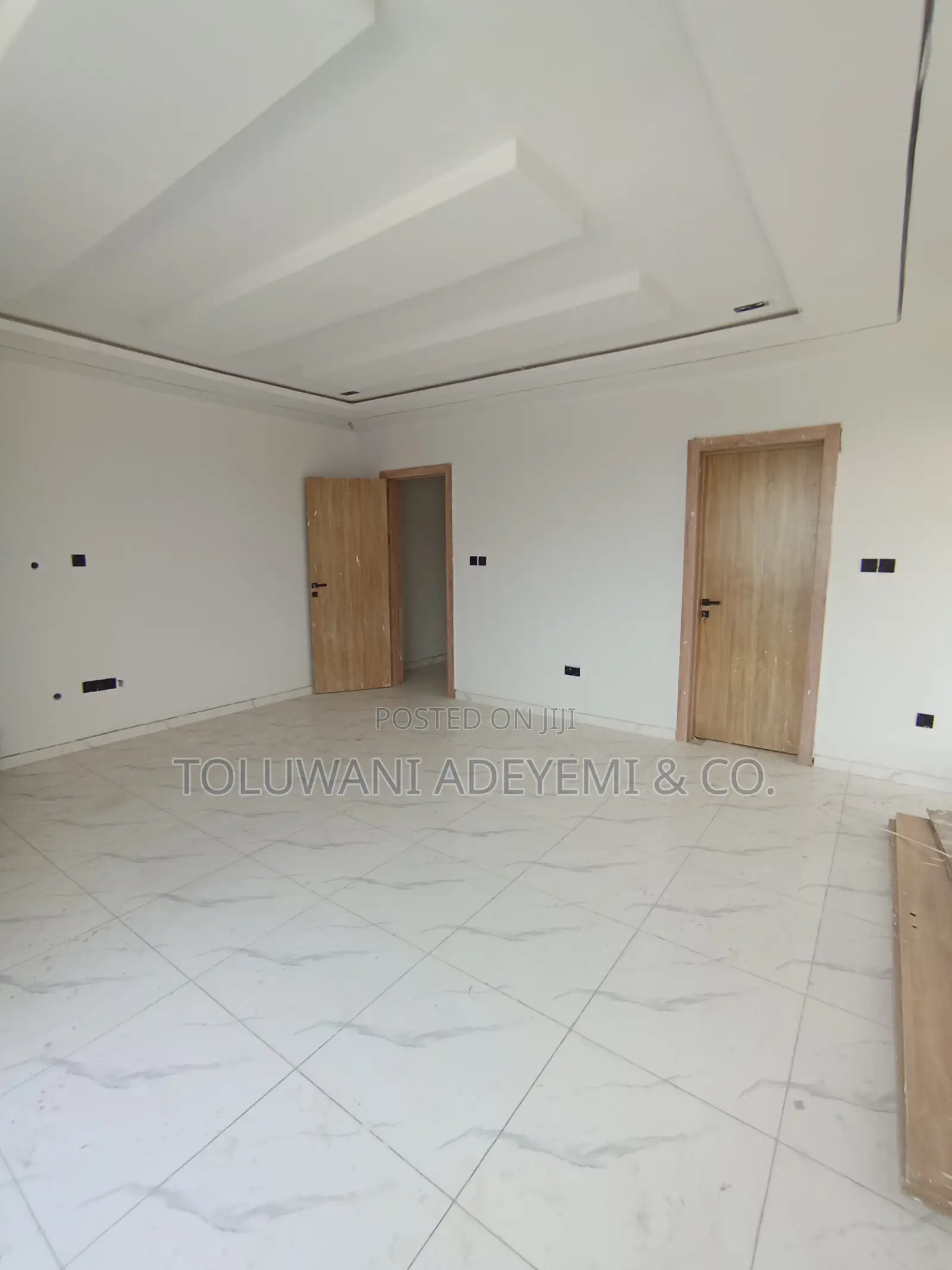 4bdrm Duplex in Ajah, Off Lekki-Epe Expressway for sale