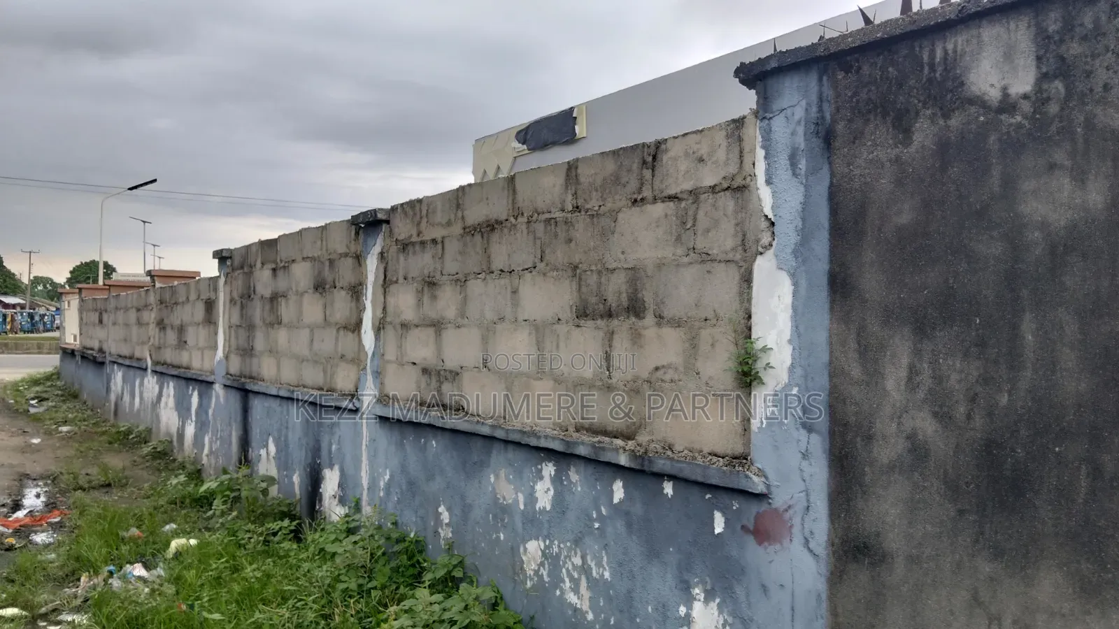 For Sale : Cofo Cornerpiece 4 Plots at Bank Road, Umuahia Abia State