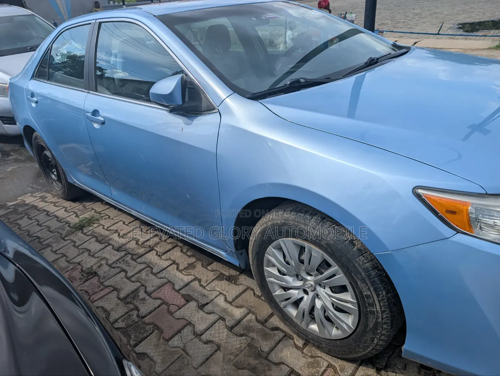 Toyota Camry LE 4dr Sedan (2.5L 4cyl 6A) 2012 Blue