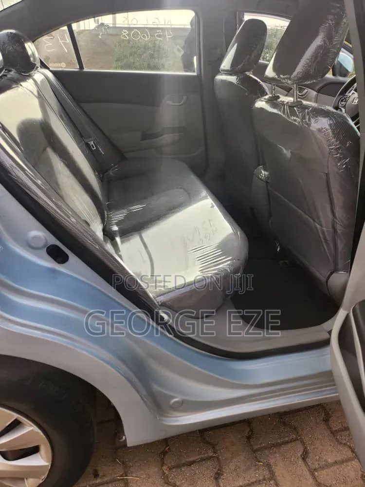 Honda Civic 2012 Silver