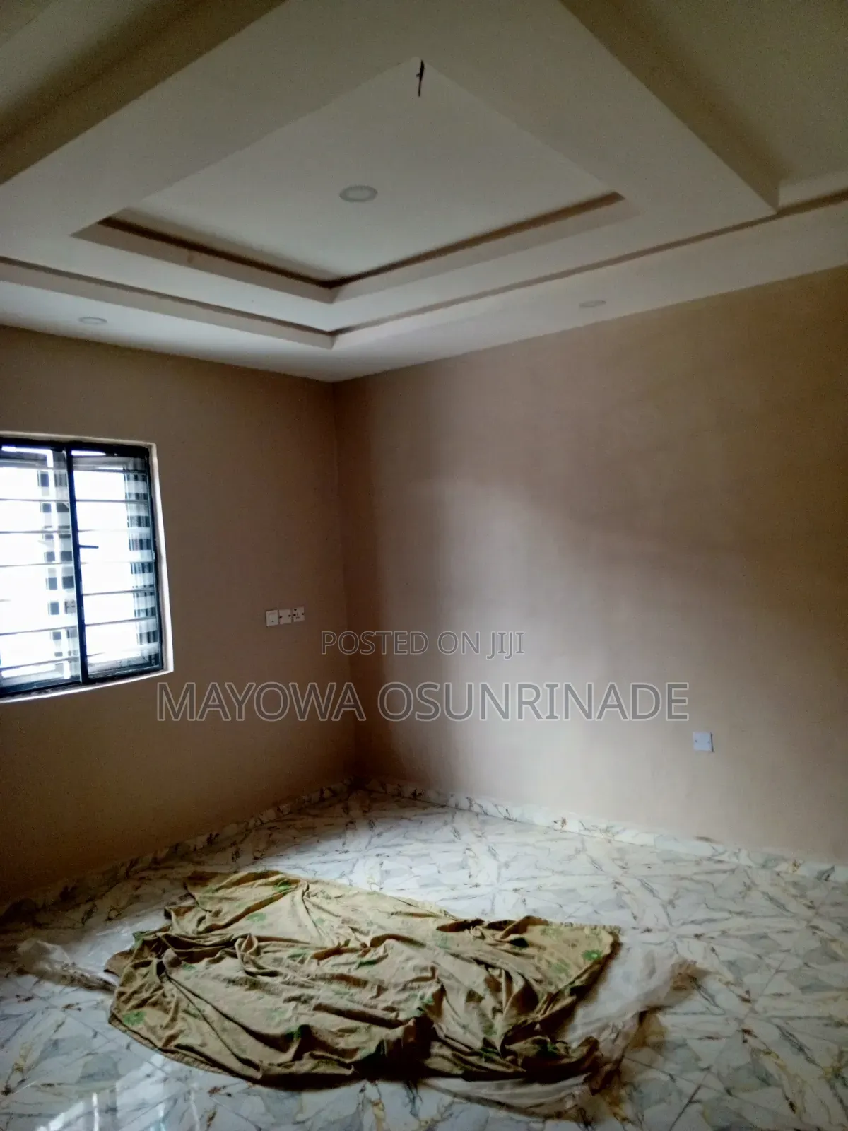 1bdrm Room & Parlour in Ologuneru for rent