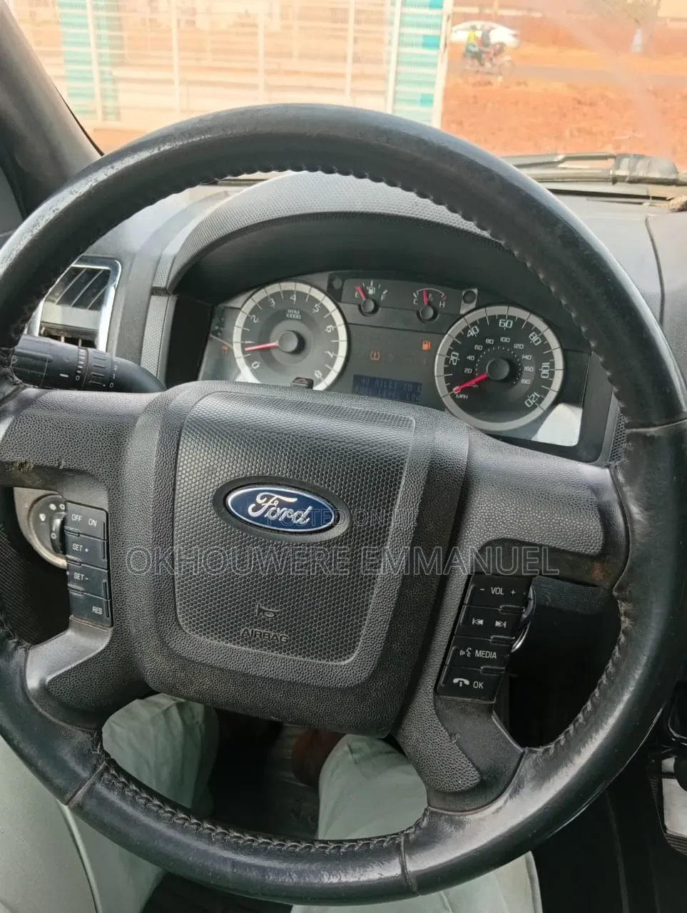 Ford Escape Limited 2004 Gold