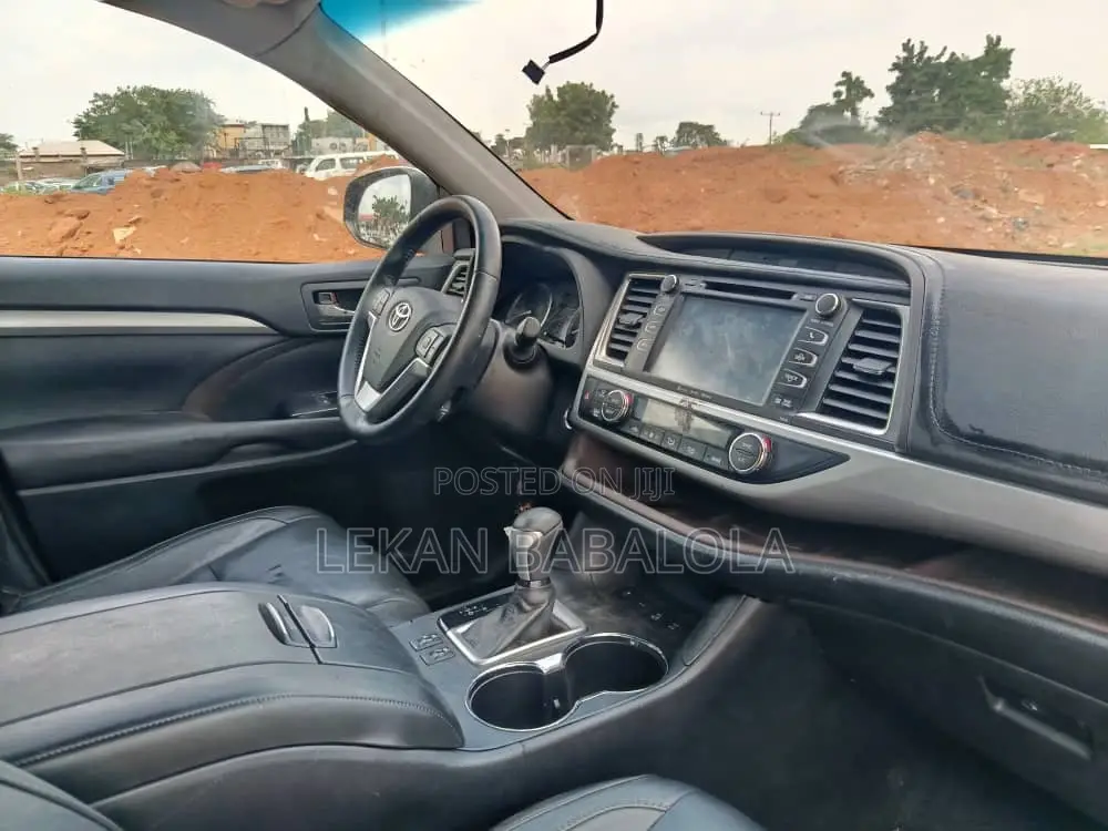 Toyota Highlander 2016