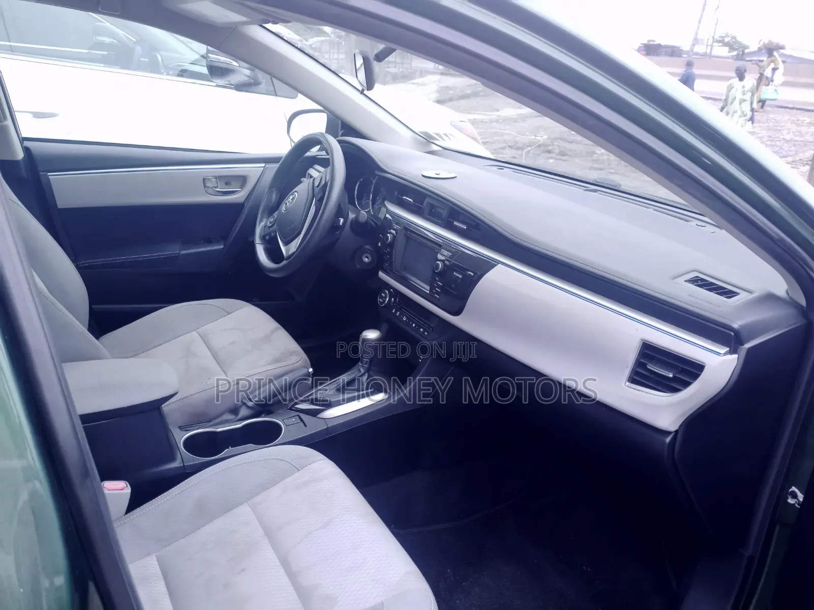Toyota Corolla S 4dr Sedan (1.8L 4cyl CVT) 2014 Green