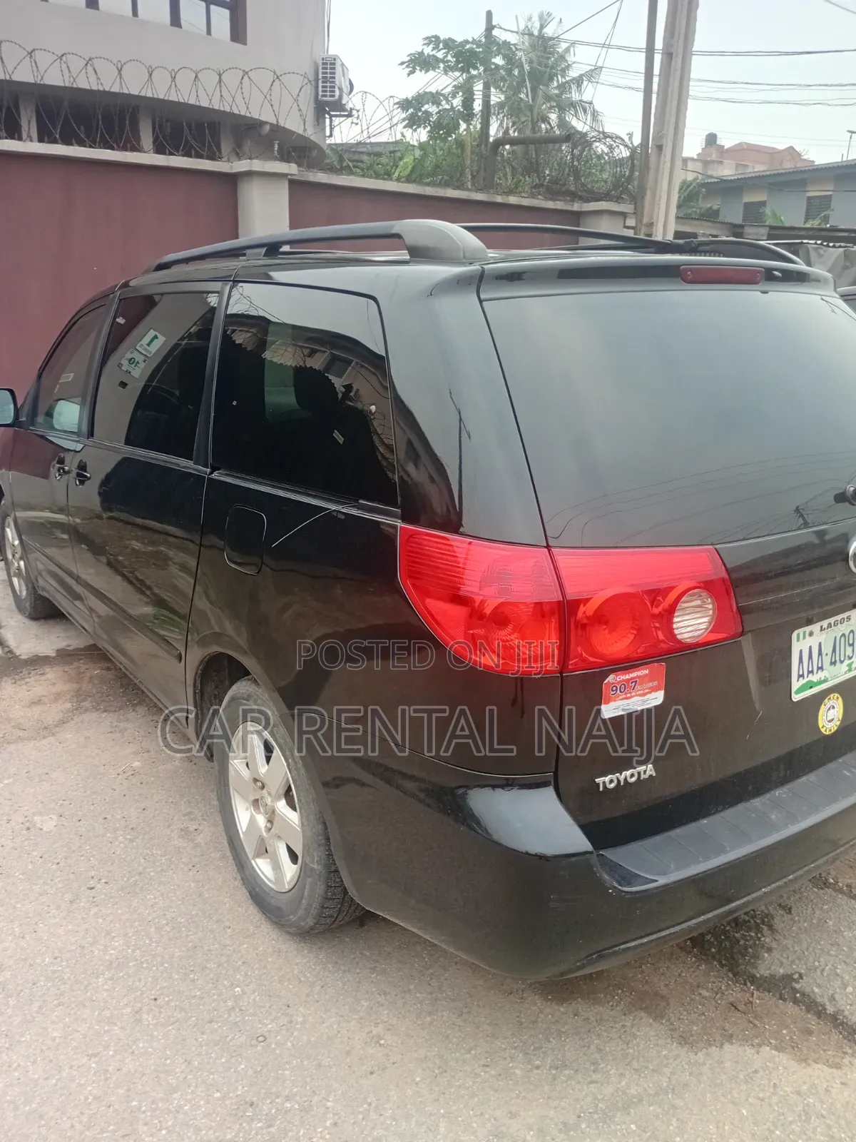 2005 Tototally Sienna Available for Rent