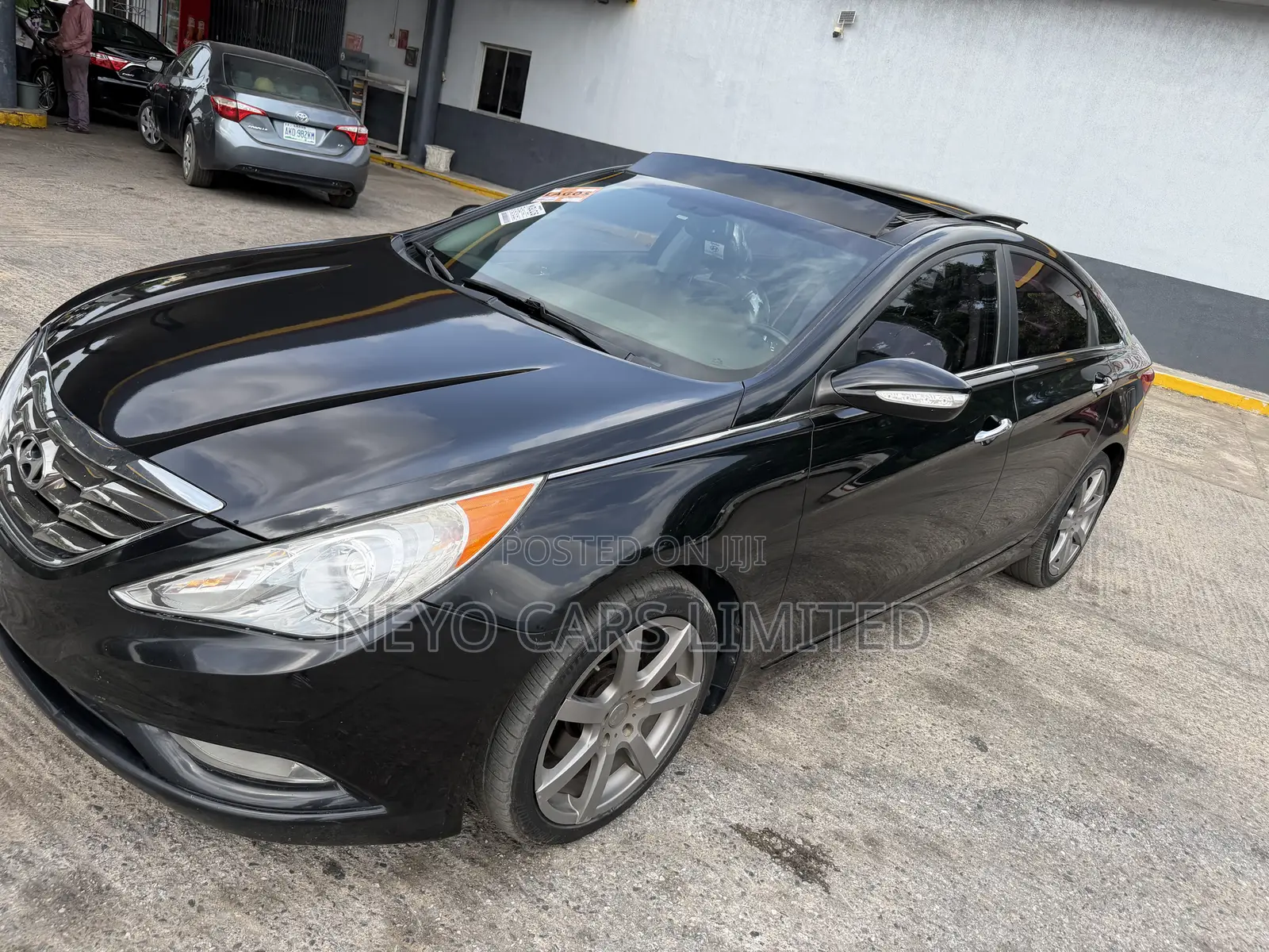 Hyundai Sonata Limited Sedan FWD (2.4L 4cyl 6A) 2012 Black