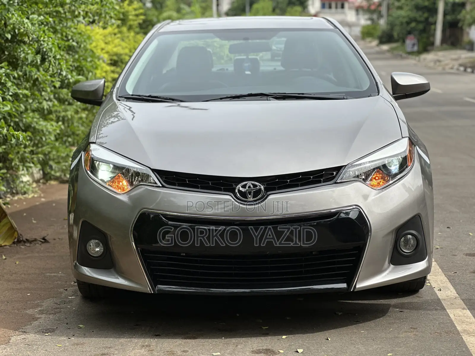 Toyota Corolla LE Eco 4dr Sedan (1.8L 4cyl CVT) 2015 Brown
