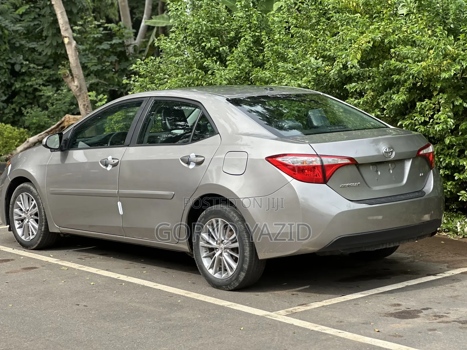 Toyota Corolla LE Eco 4dr Sedan (1.8L 4cyl CVT) 2015 Brown