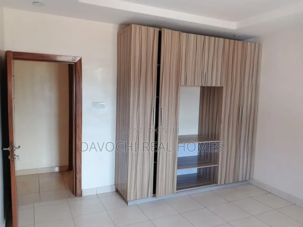 4bdrm Duplex in Badore for sale