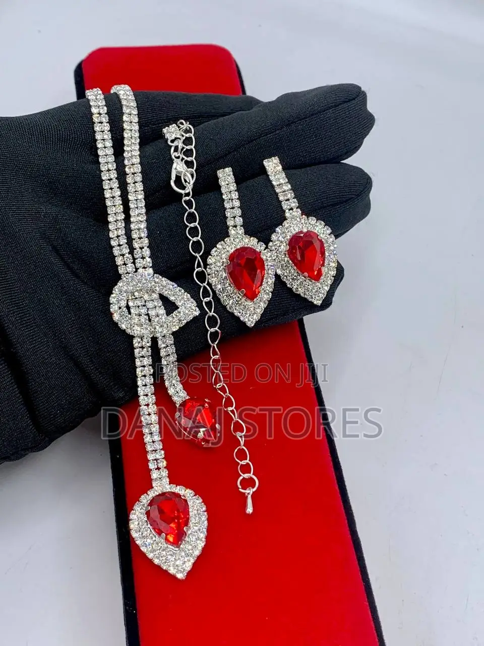 Zirconia Iced Necklace and Earrings Female