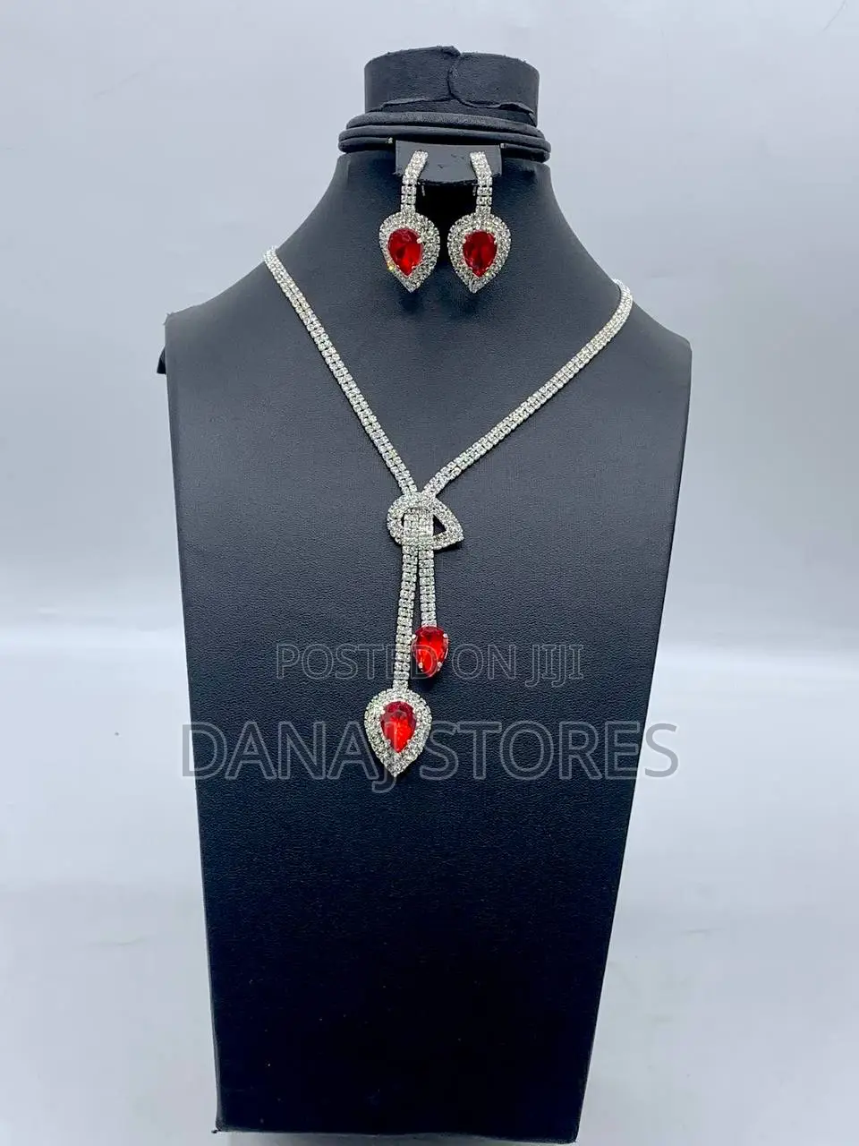 Zirconia Iced Necklace and Earrings Female