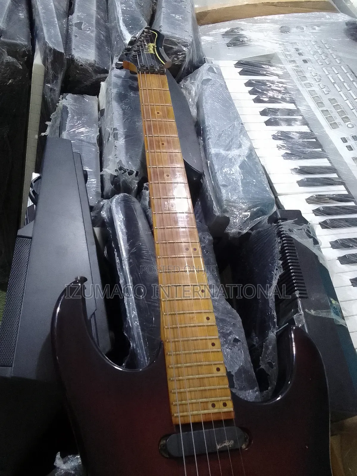 Uk Used Vantage Electric Guitar – Sharp Sound Classic Feel