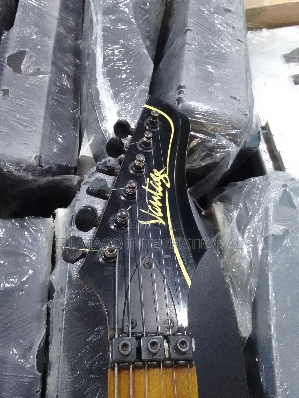Uk Used Vantage Electric Guitar – Sharp Sound Classic Feel