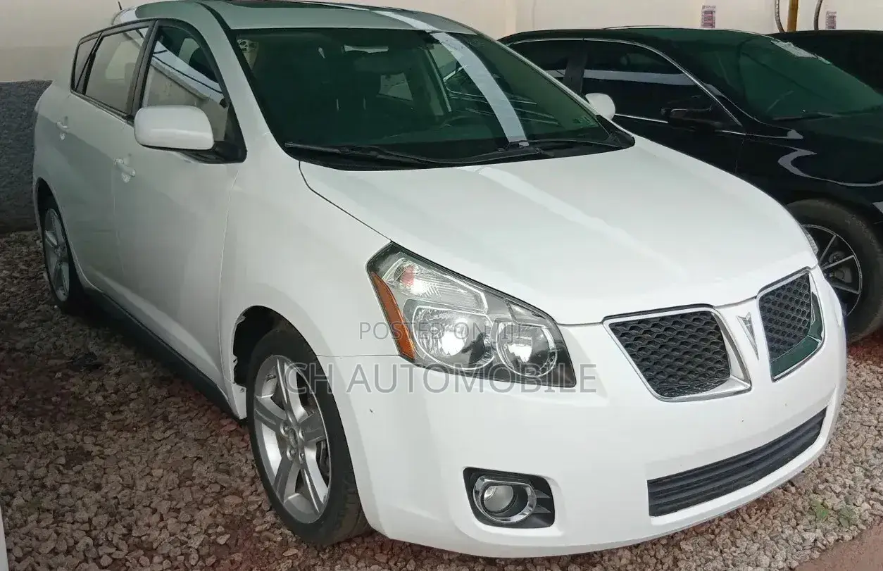 Pontiac Vibe 2008 White