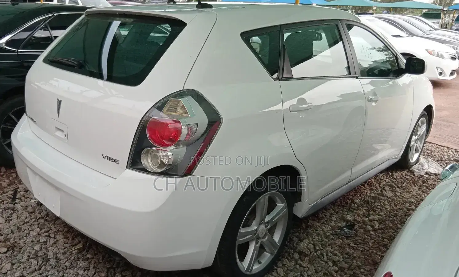 Pontiac Vibe 2008 White