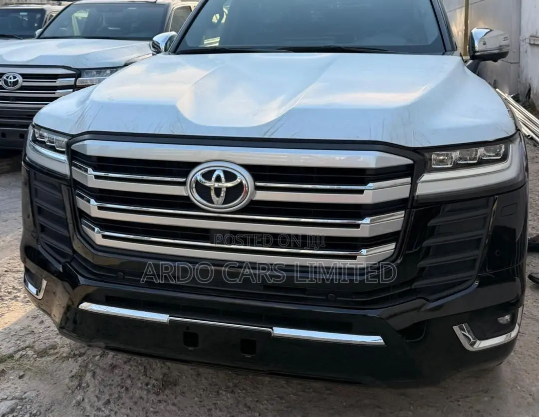 New Toyota Land Cruiser 2025 Black