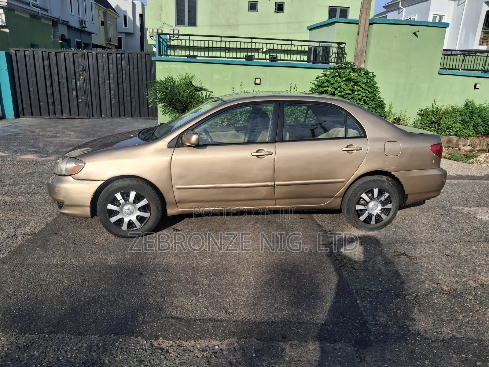 Toyota Corolla 1.4 2004 Gold