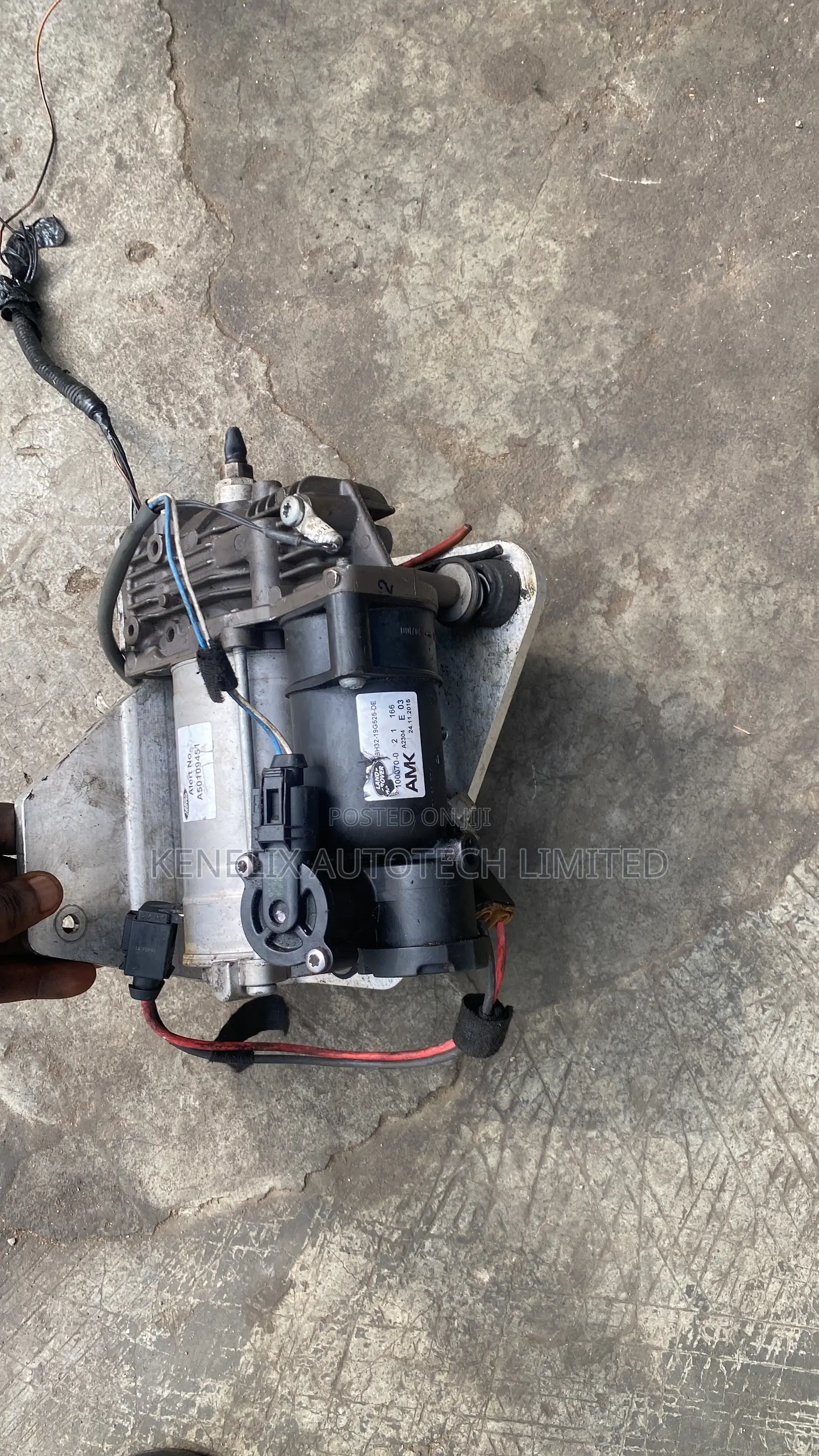 Air Suspension Pump Sport,Lr3,Lr4,2006,2006,2010