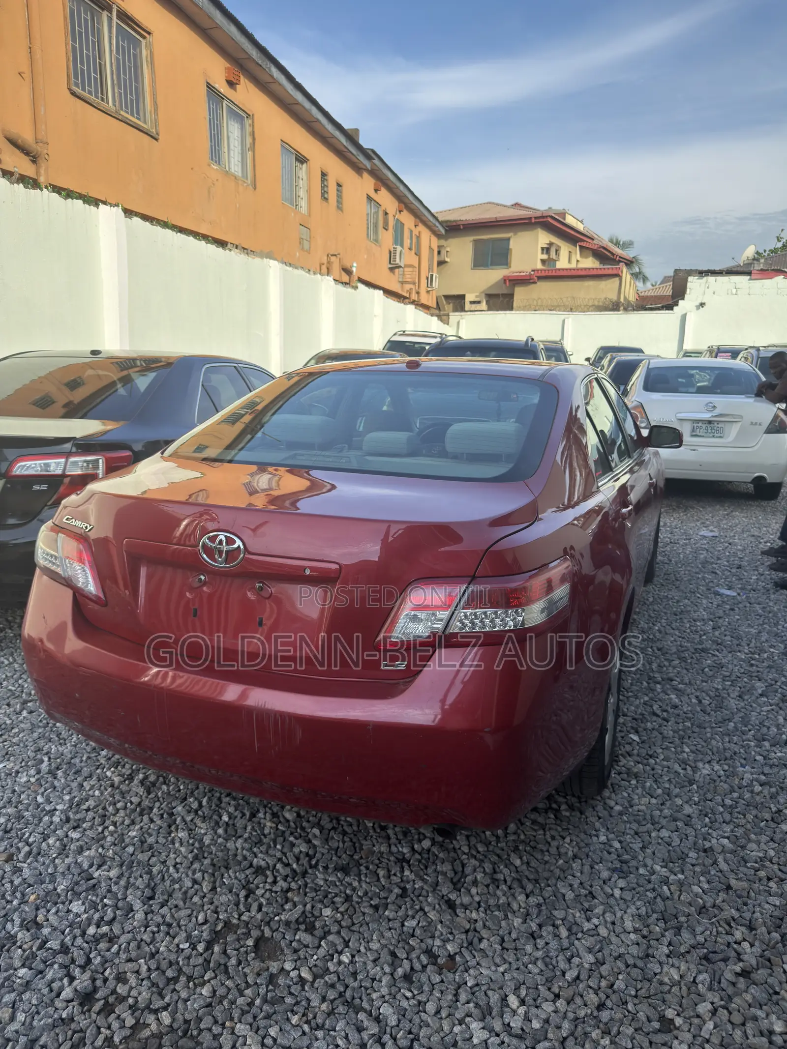 Toyota Camry LE 4dr Sedan (2.5L 4cyl 6A) 2011 Red
