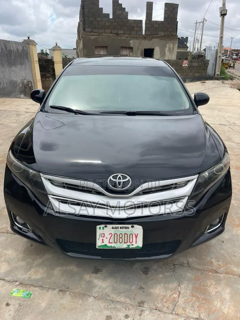 Toyota Venza 2010 Black