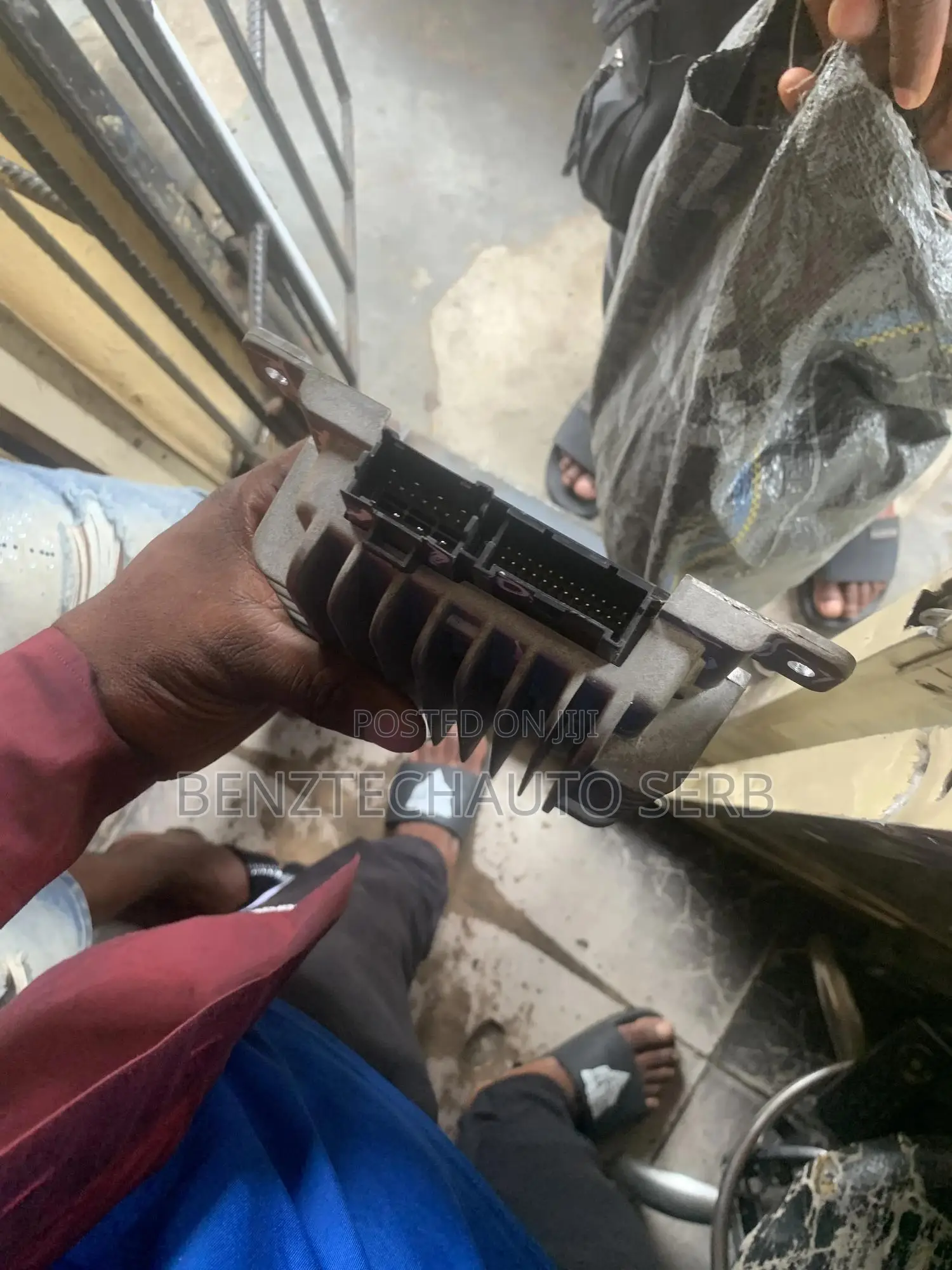 Nissian Murano Amplifier