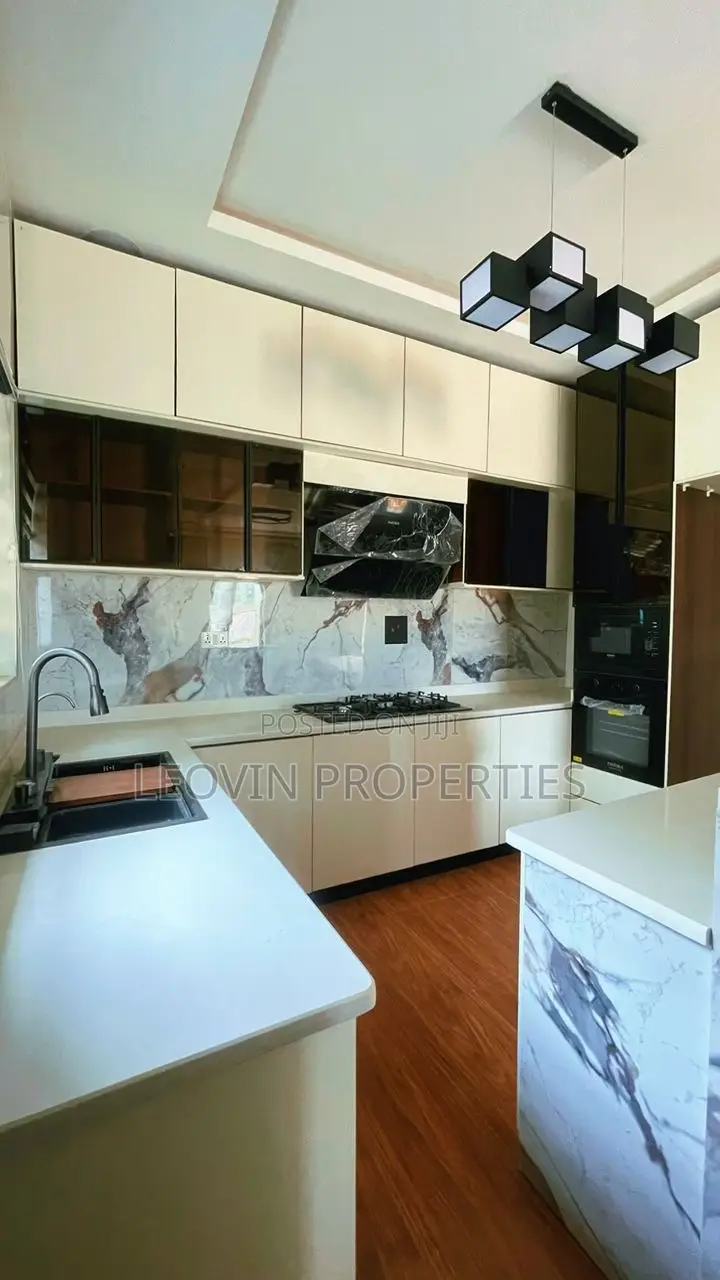 3bdrm Bungalow in Celebration Parkland, Eleko for sale