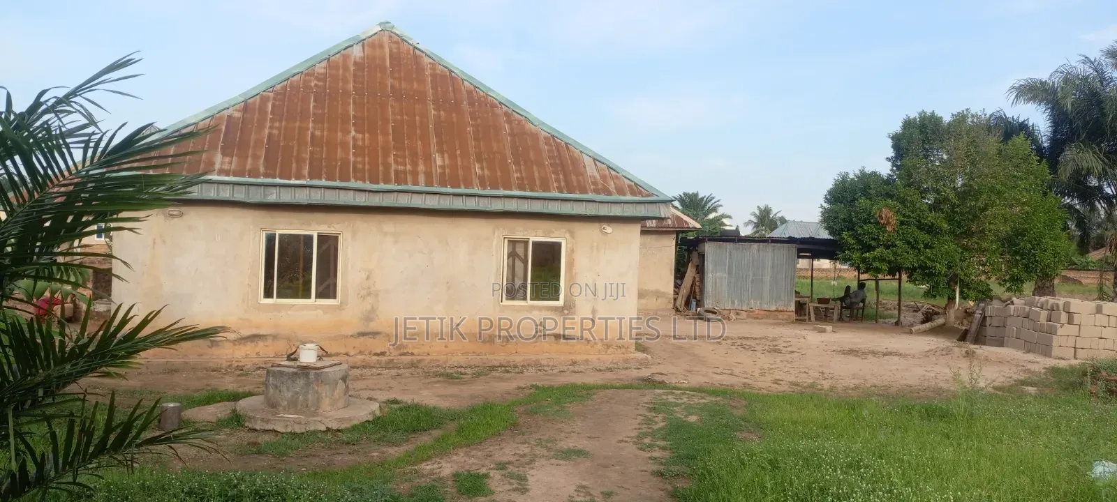 5bdrm Bungalow in Federal Low Cost,, Makurdi for sale