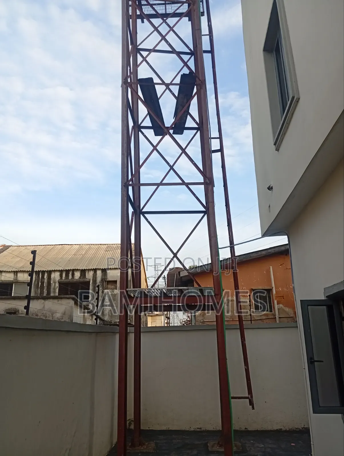 Expert Water Tanker Stand Steel Construction