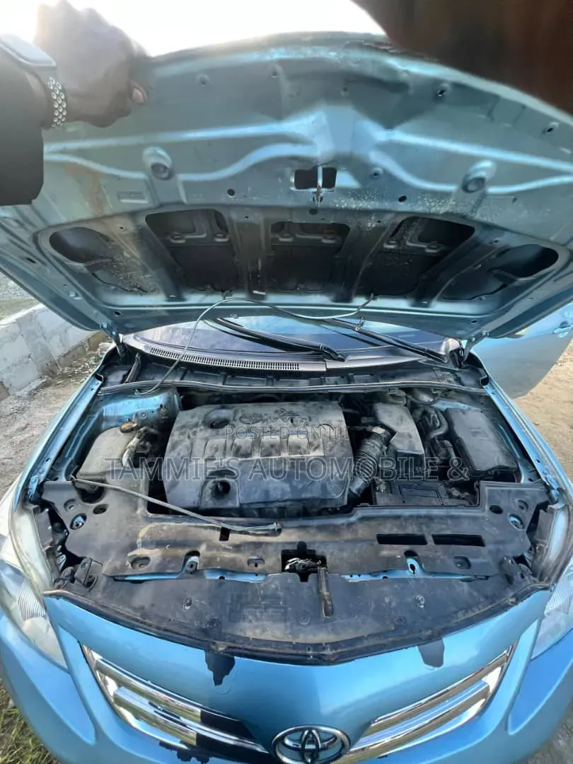Toyota Corolla LE 4dr Sedan (1.8L 4cyl 4A) 2012 Blue