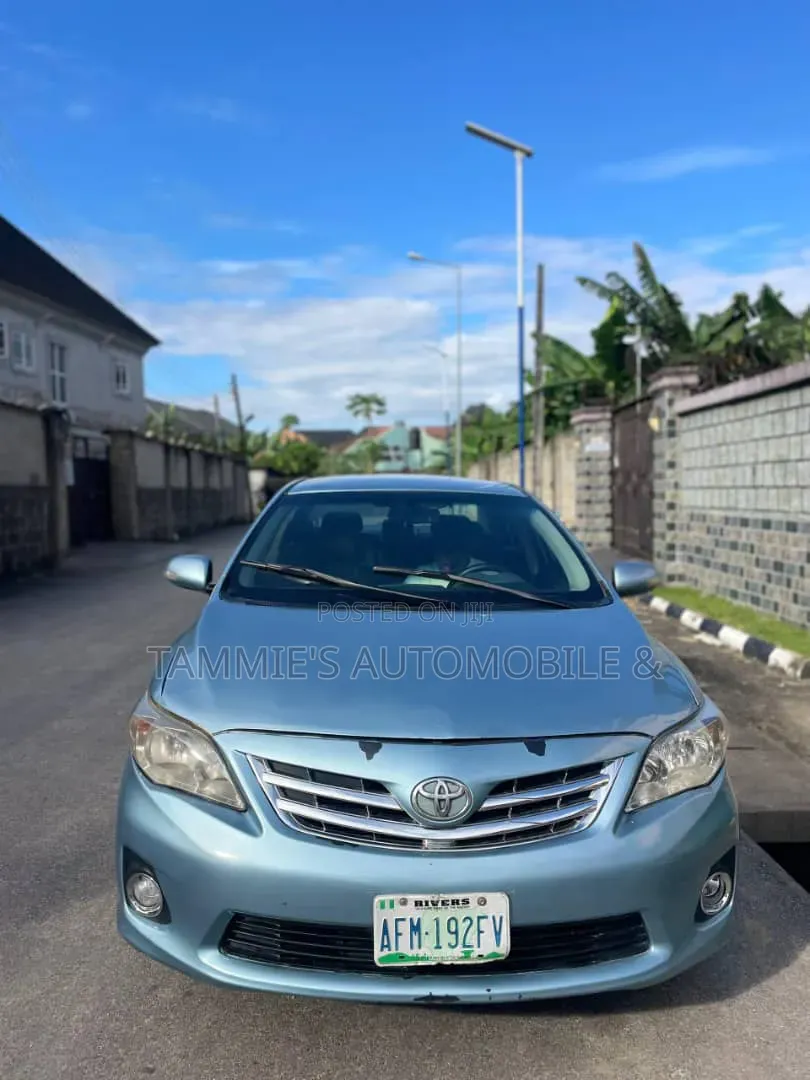Toyota Corolla LE 4dr Sedan (1.8L 4cyl 4A) 2012 Blue