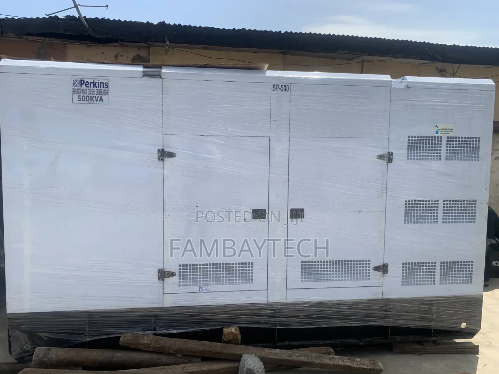 500kva Perkins Soundproof Diesel Generator