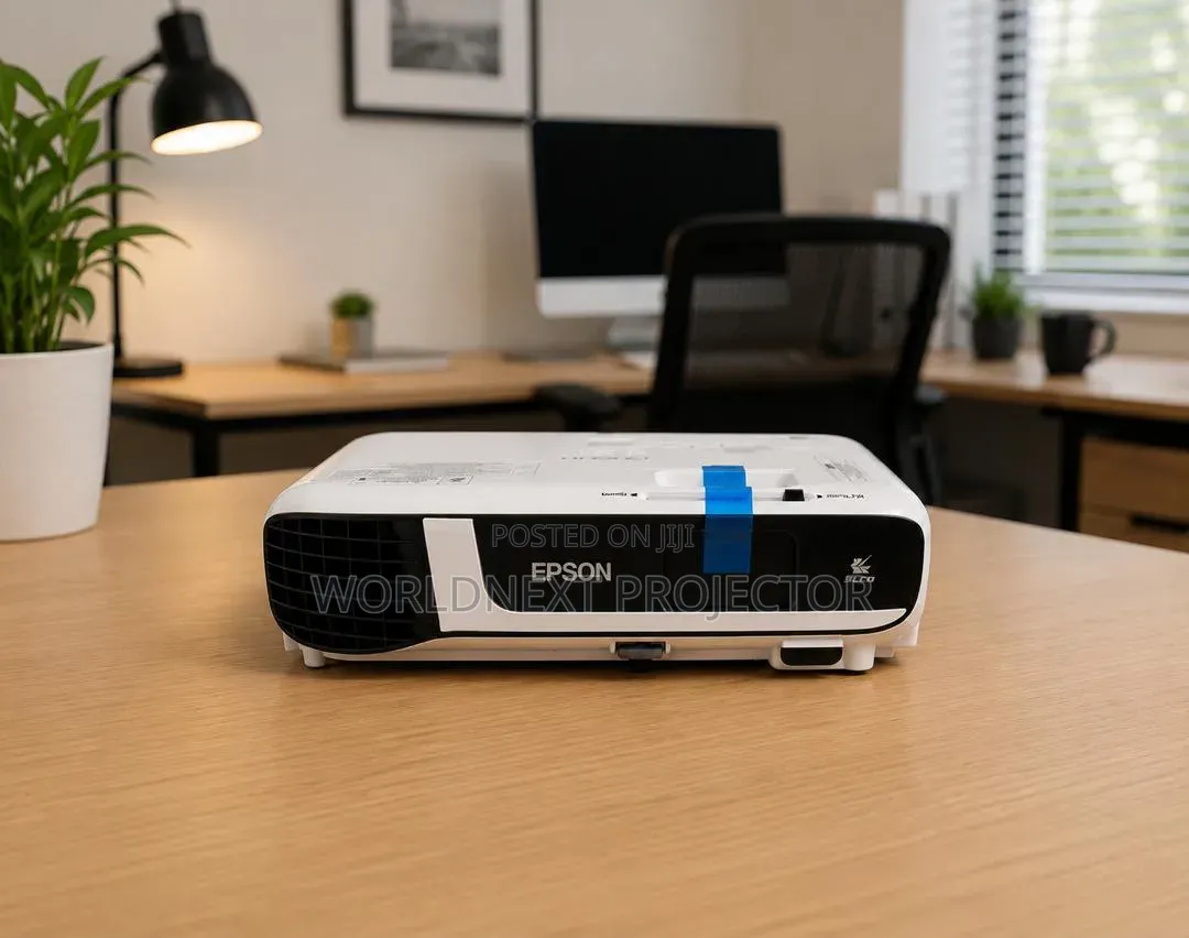 Epson Projector Latest Eb-X51 Very Portable and Bright