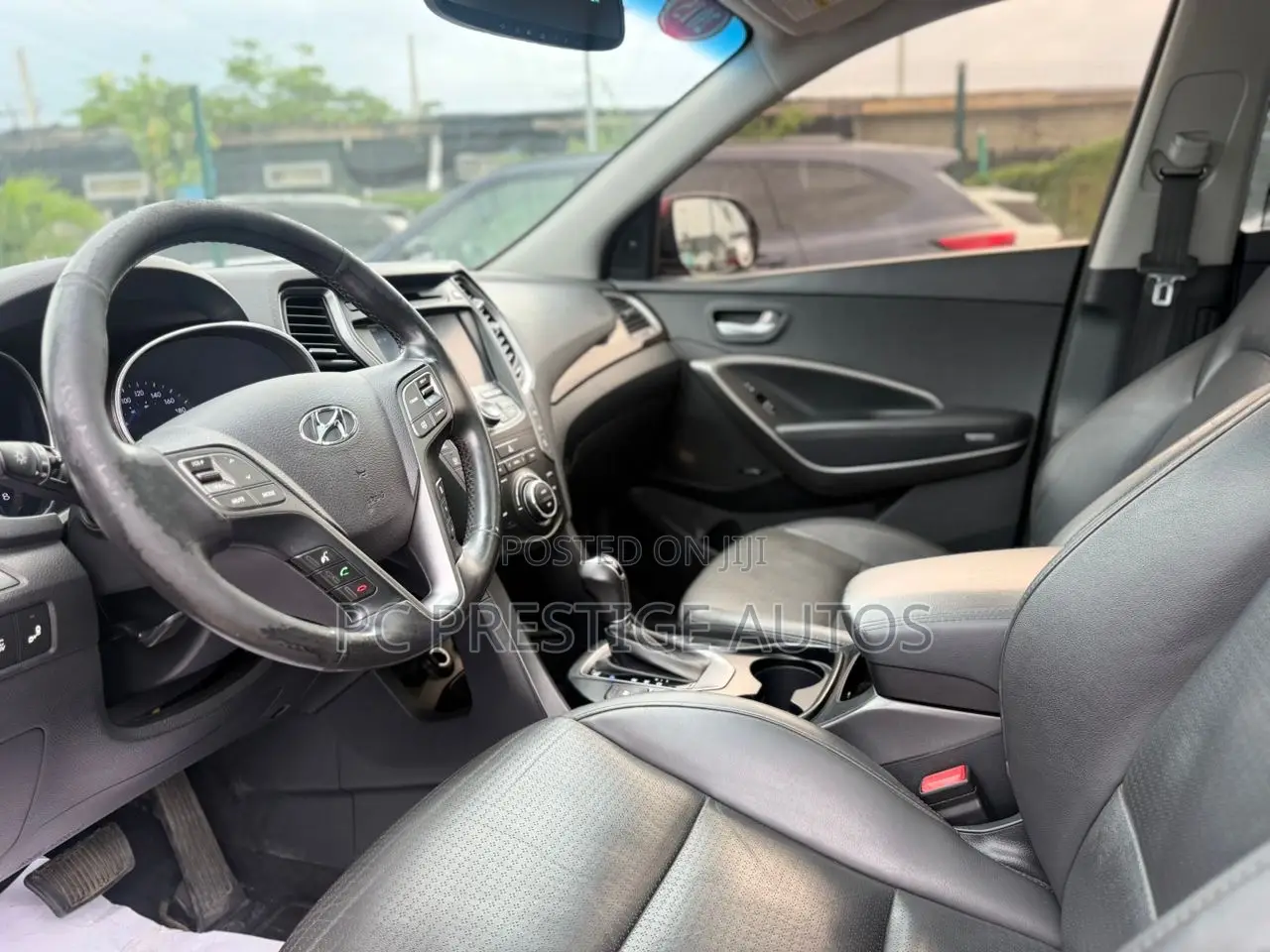 Hyundai Santa Fe Limited w/Saddle Interior 4dr SUV AWD (3.3L 6cyl 6A)
