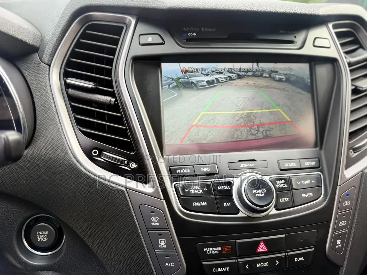 Hyundai Santa Fe Limited w/Saddle Interior 4dr SUV AWD (3.3L 6cyl 6A)