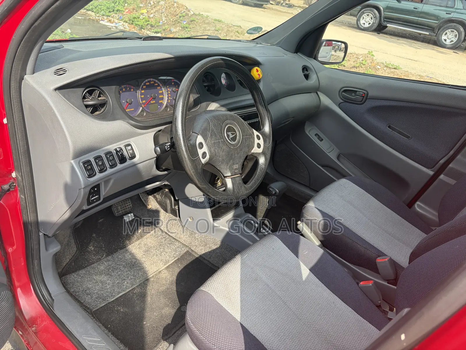 Daihatsu YRV 1.3 Plus 2005 Red