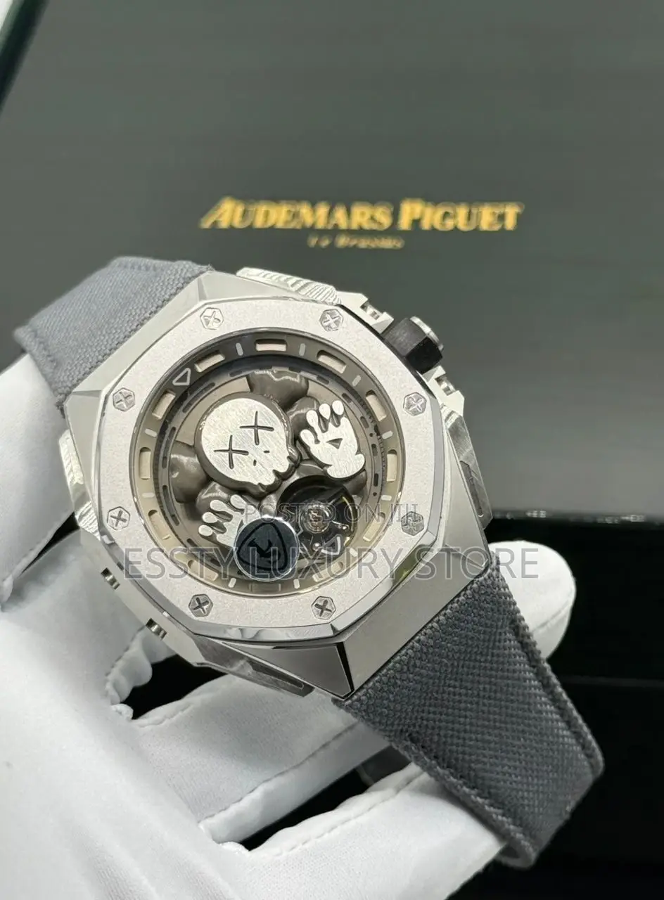 Automatic Engine Luxury Audemars Piquet Leather Wristwatch