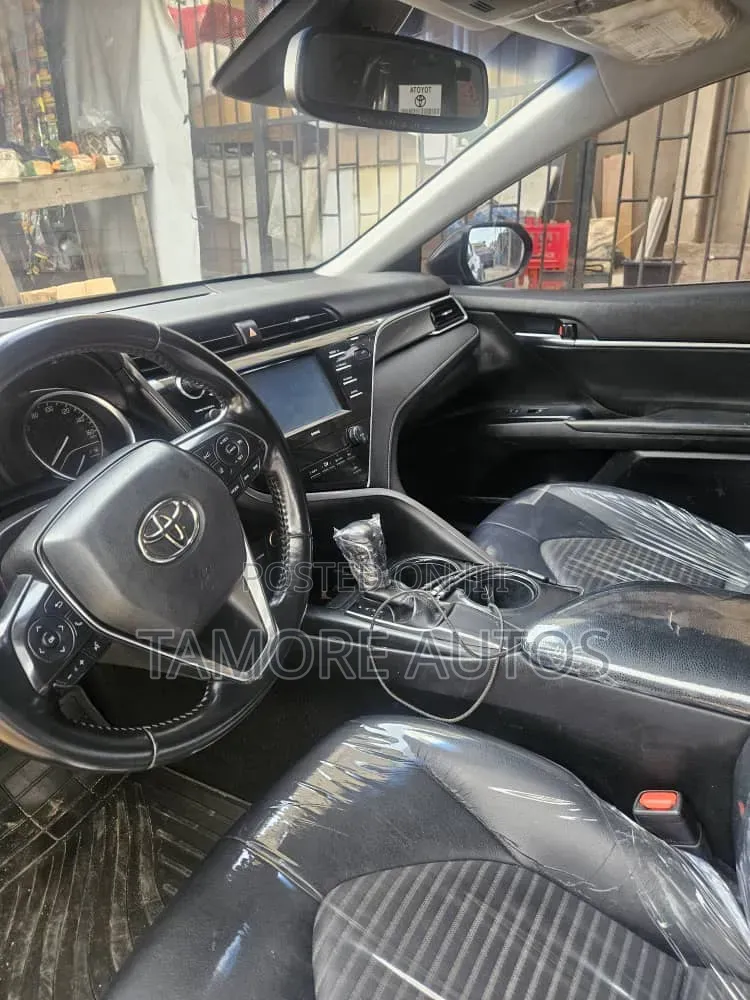 Toyota Camry 2018 Black