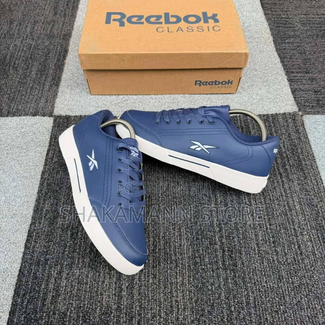 High Quality Reebok Classic Luxury Flat Men Sneakers