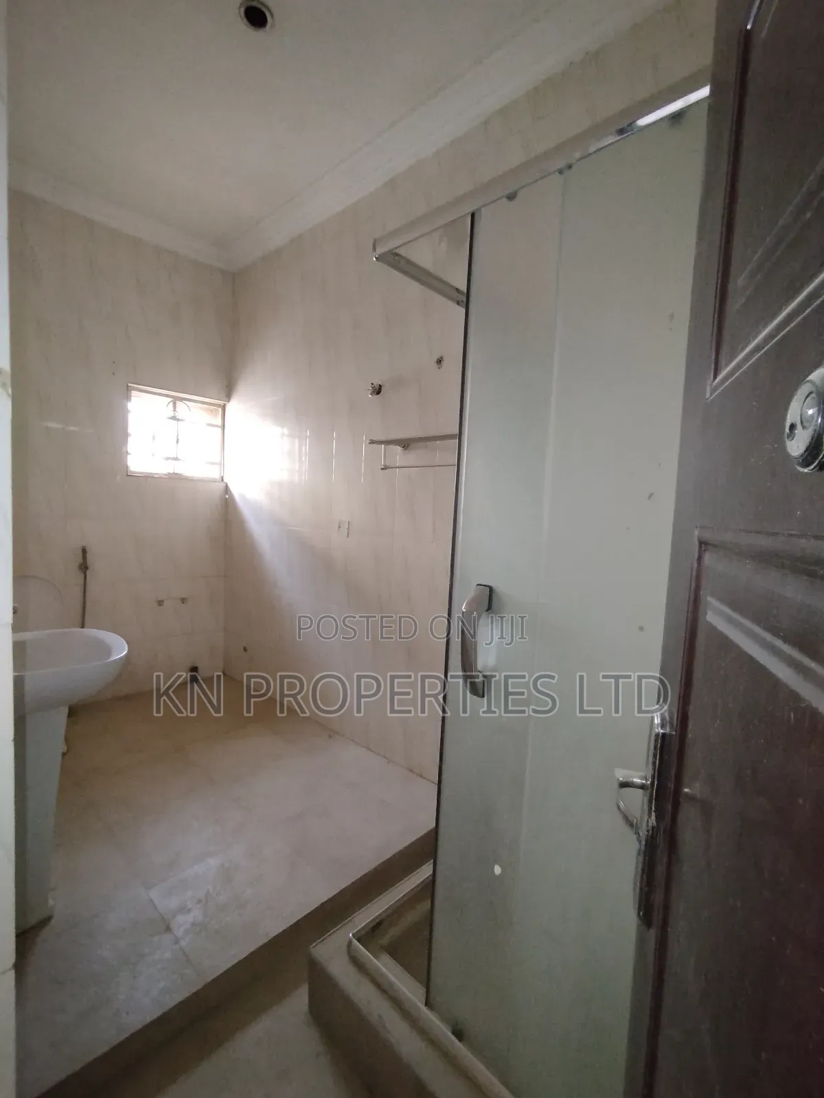 2bdrm Apartment in Apo for rent