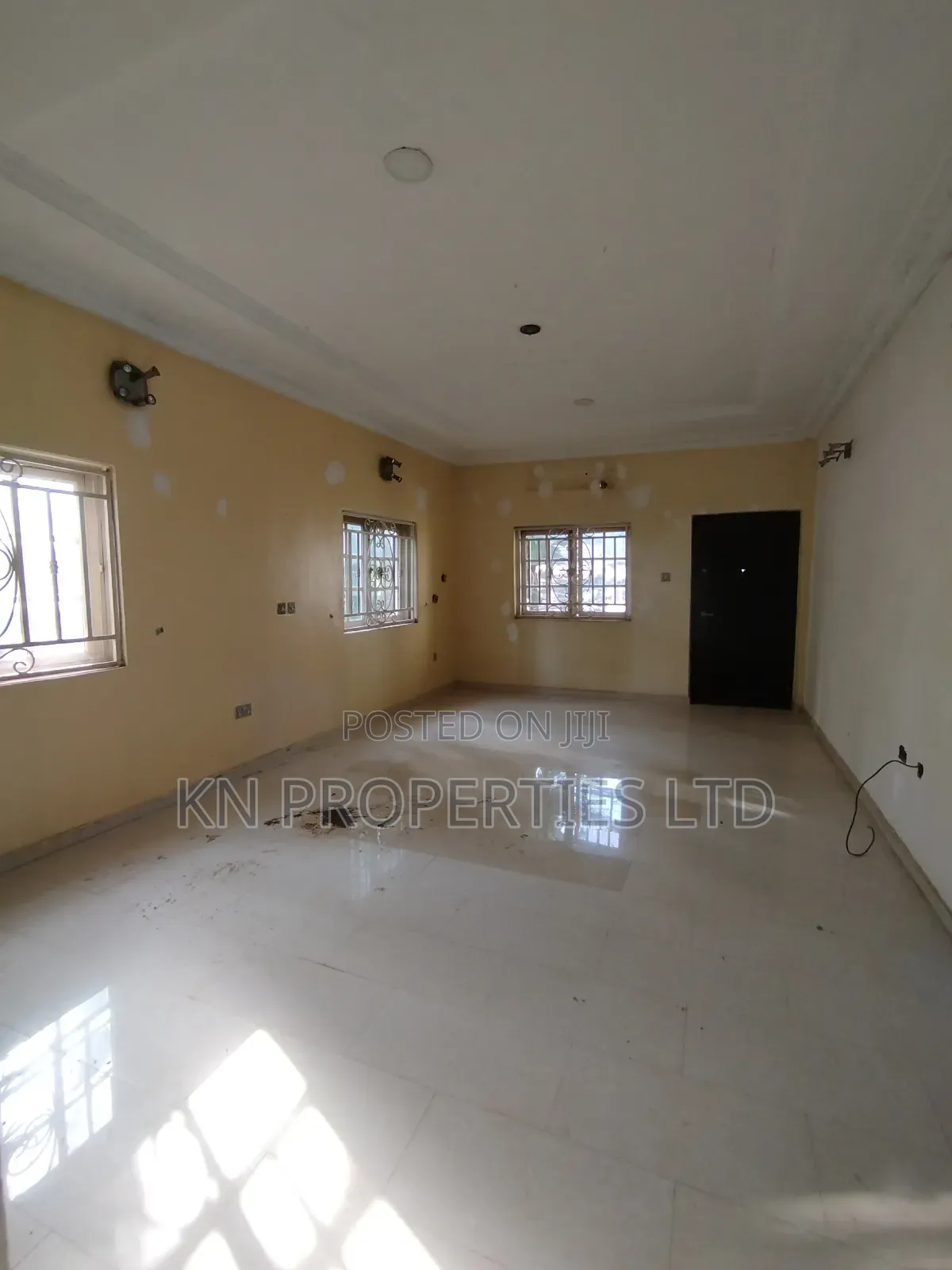 2bdrm Block of Flats in Apo for rent