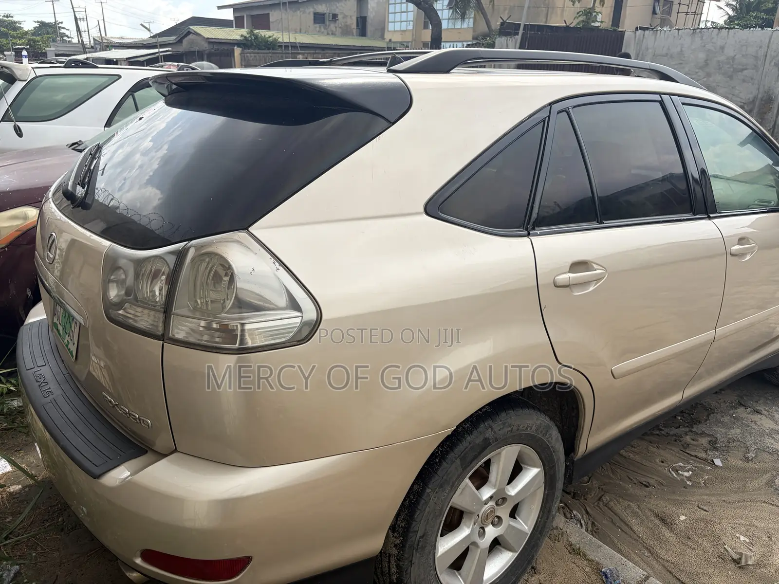 Lexus RX 330 2004 Gold